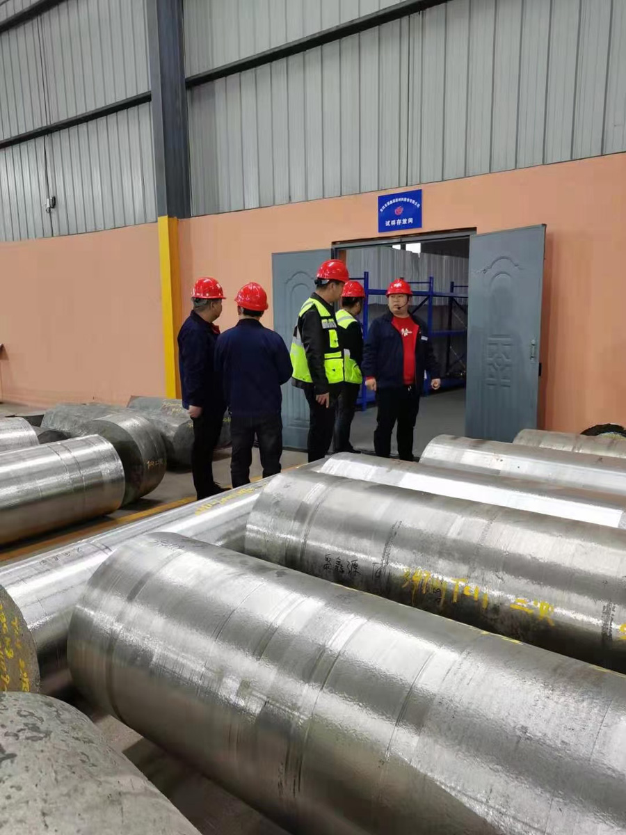 酒鋼集團蘭石集團來我公司洽談合作事宜