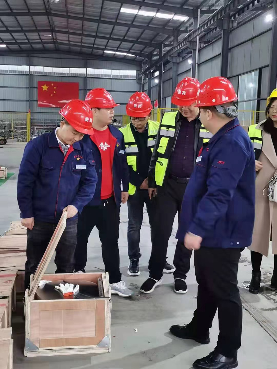 酒鋼集團蘭石集團來我公司洽談合作事宜